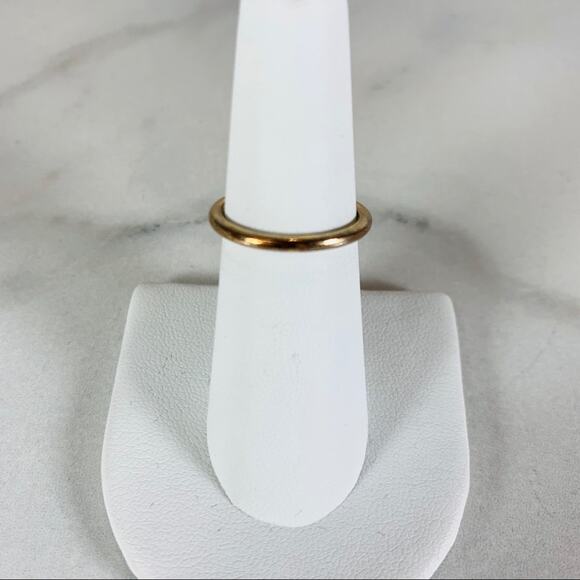 Gold Marbled Black White Triangle Stone Ring Sz 6 - Picture 3 of 4